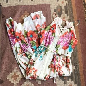 Soieblu floral maxi dress sz. Small